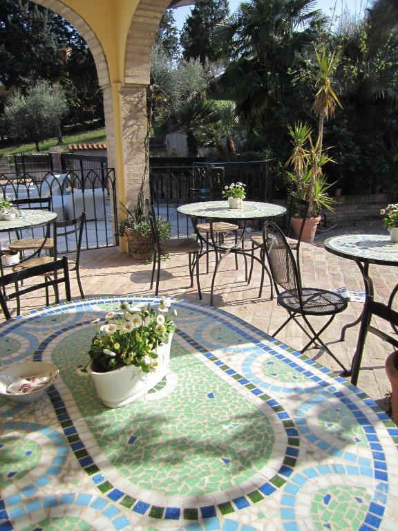 Hotel Villa Castellani Mogliano Eksteriør billede